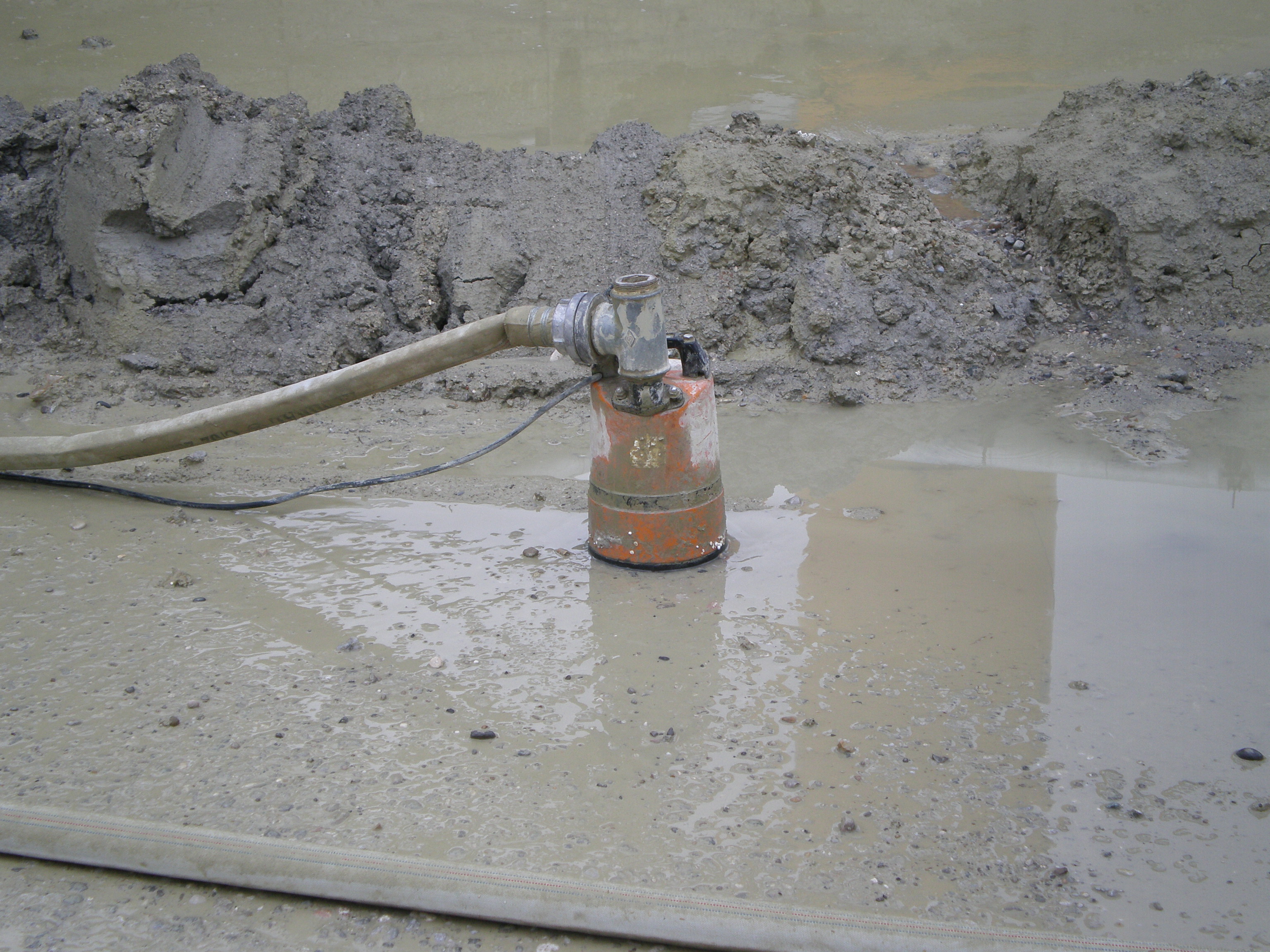 Tsurumi LSCE1.4S puddle sucker with levelsensor